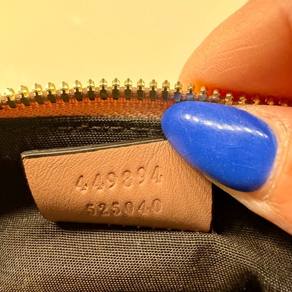 GUCCI Microguccissssima mini accessory bag in soft pink - Picture 9 of 9